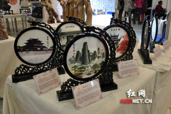 民間瑰寶閃耀星城，第五屆湖南省工藝美術(shù)品博覽會(huì)收藏?zé)岢庇縿?dòng)